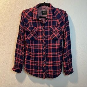 Women’s Rails pink and blue plaid button down long sleeve shirt size XS